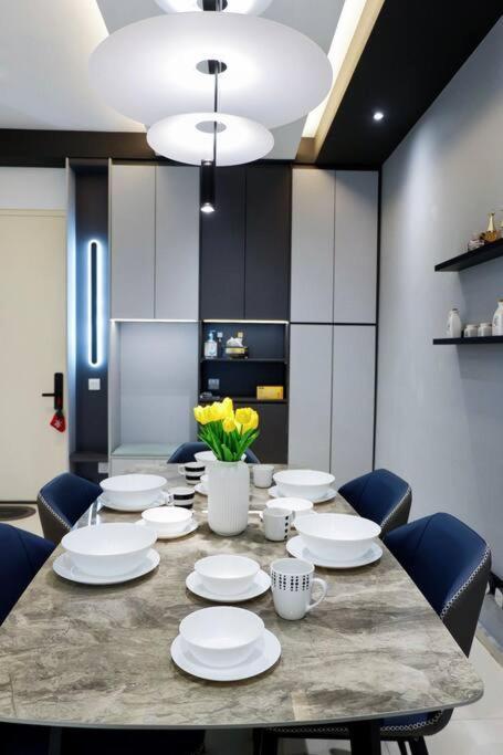 Pangsapuri Ekocheras Smart 1 Bedroom - Mrt - Mall #e17