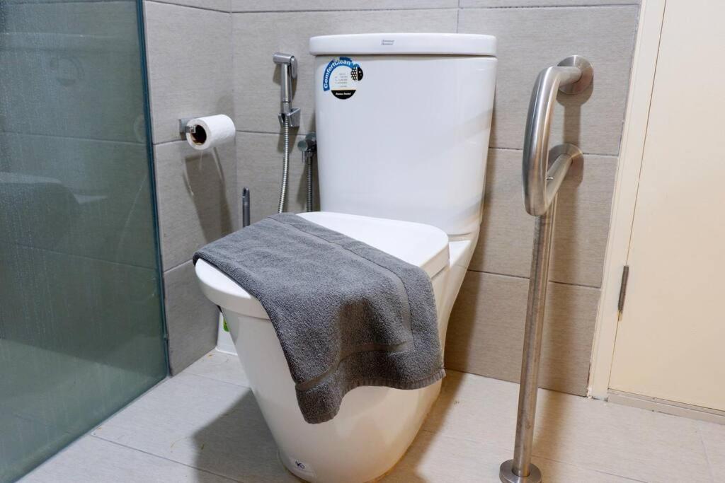 Pangsapuri Ekocheras Smart 1 Bedroom - Mrt - Mall #e17 Kuala Lumpur