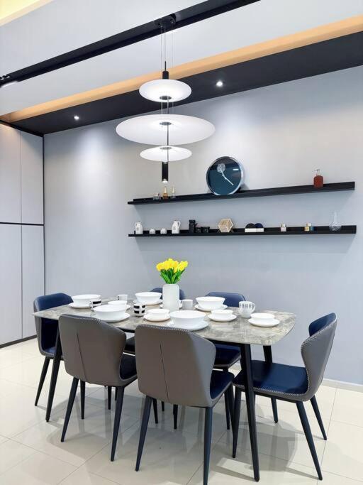 Ekocheras Smart 1 Bedroom - Mrt - Mall #e17 Kuala Lumpur