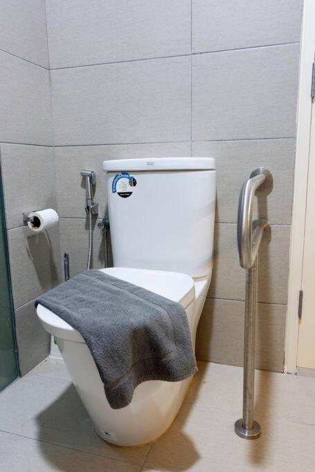 Pangsapuri Ekocheras Smart 1 Bedroom - Mrt - Mall #e17