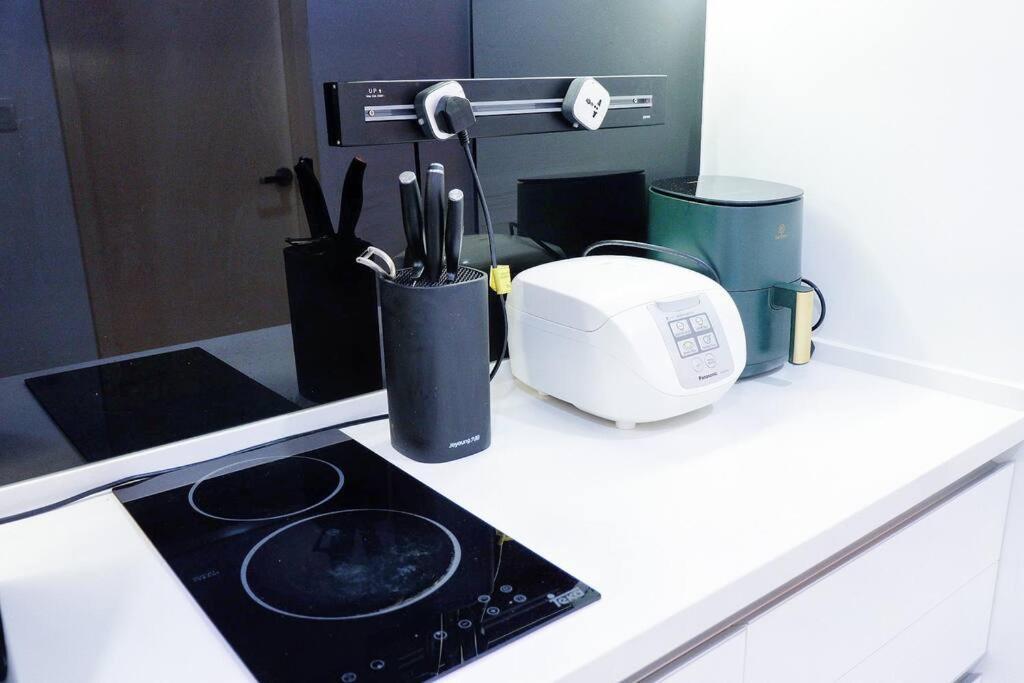 Pangsapuri Ekocheras Smart 1 Bedroom - Mrt - Mall #e17 *